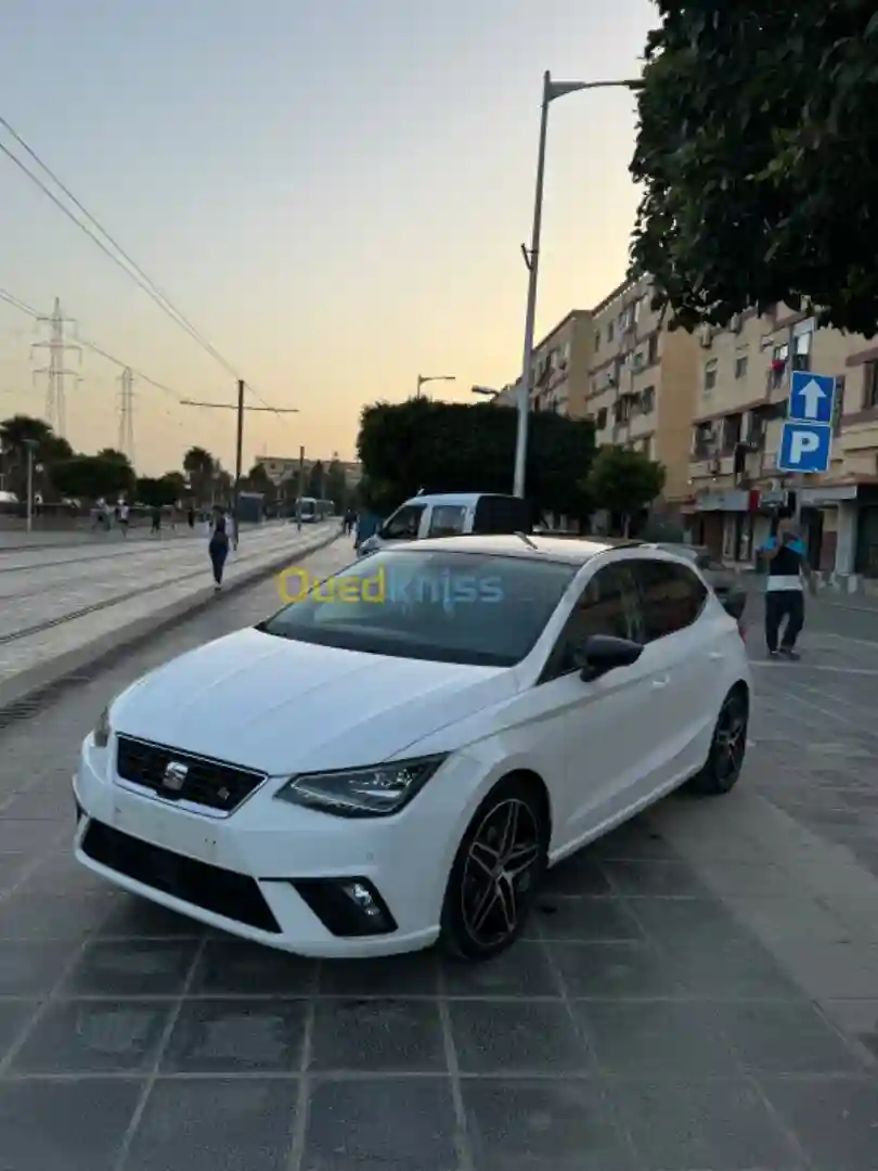 Seat Ibiza 2019 FR Plus + - Vue 5