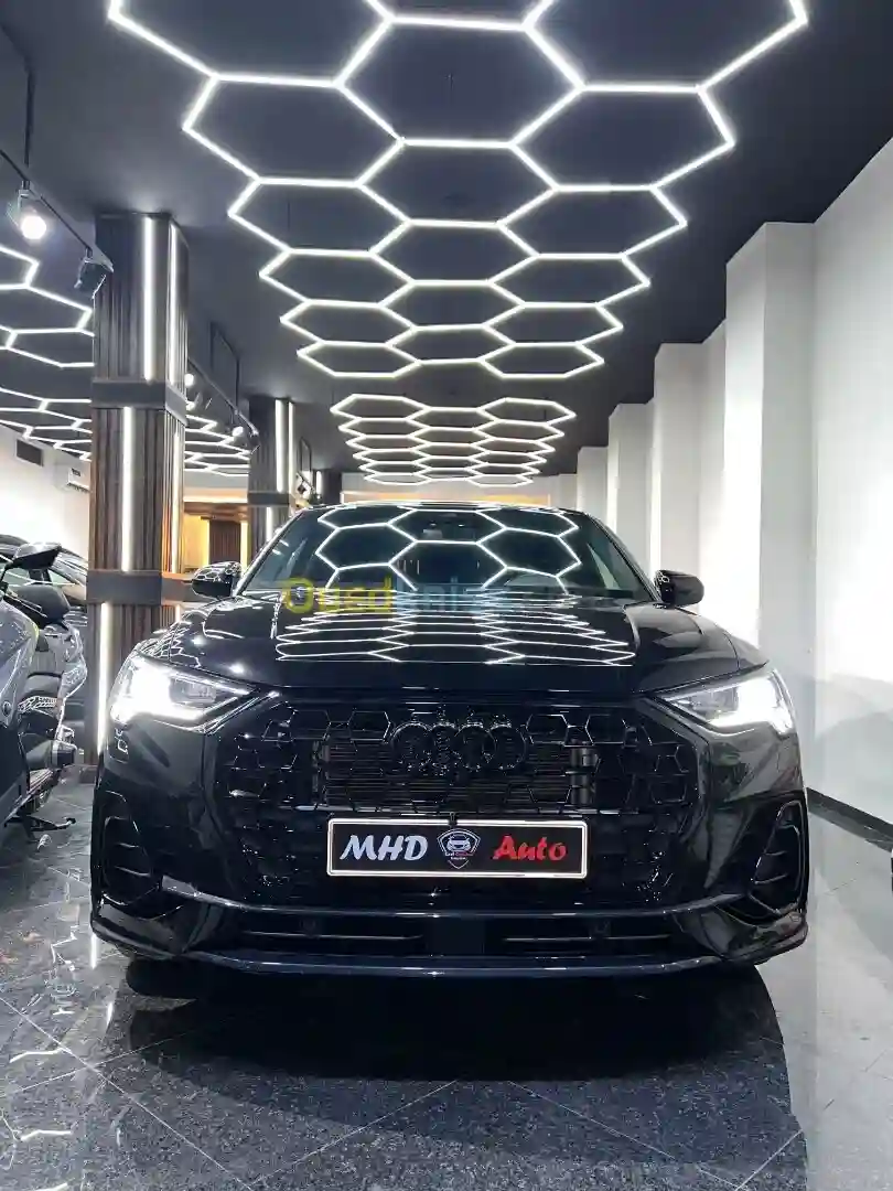 Audi Q3 2023 - Vue 2