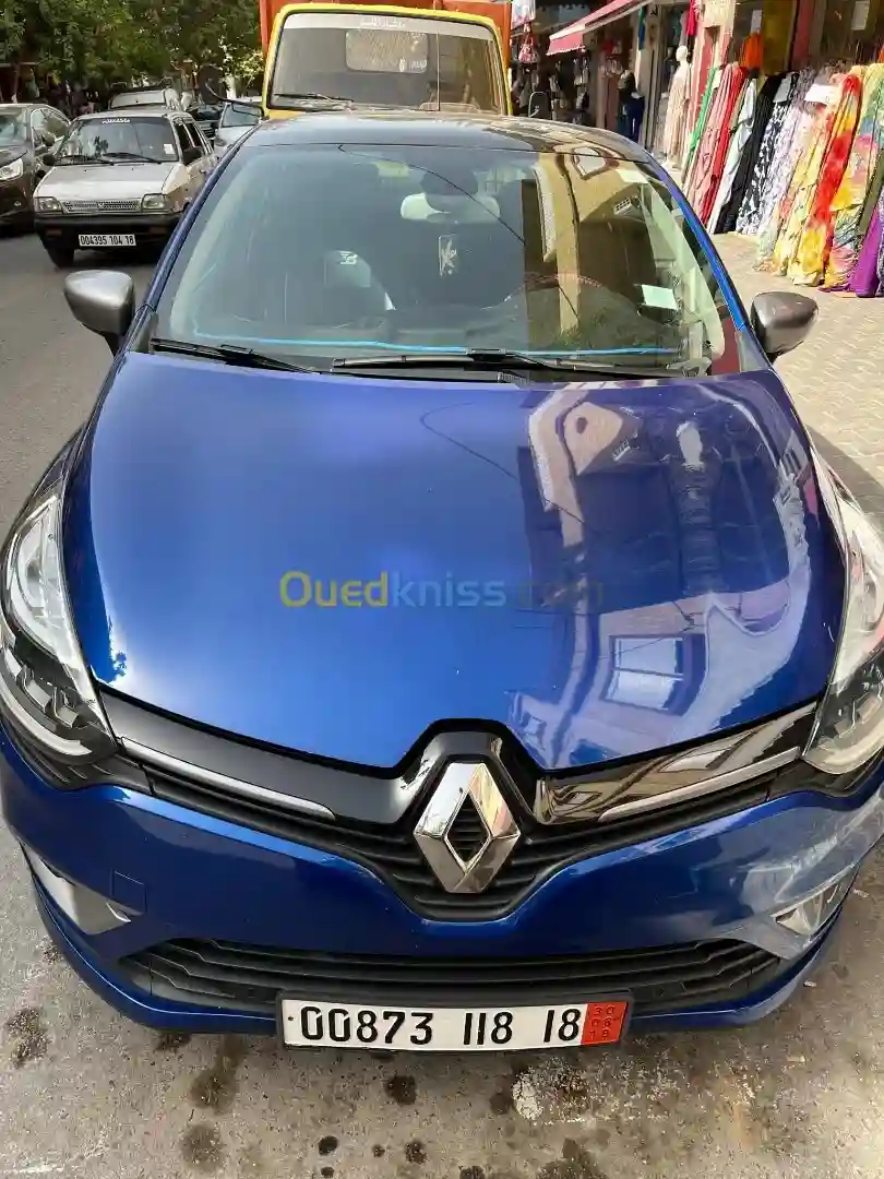 Renault Clio 4 2018 GT Line + - Vue 4