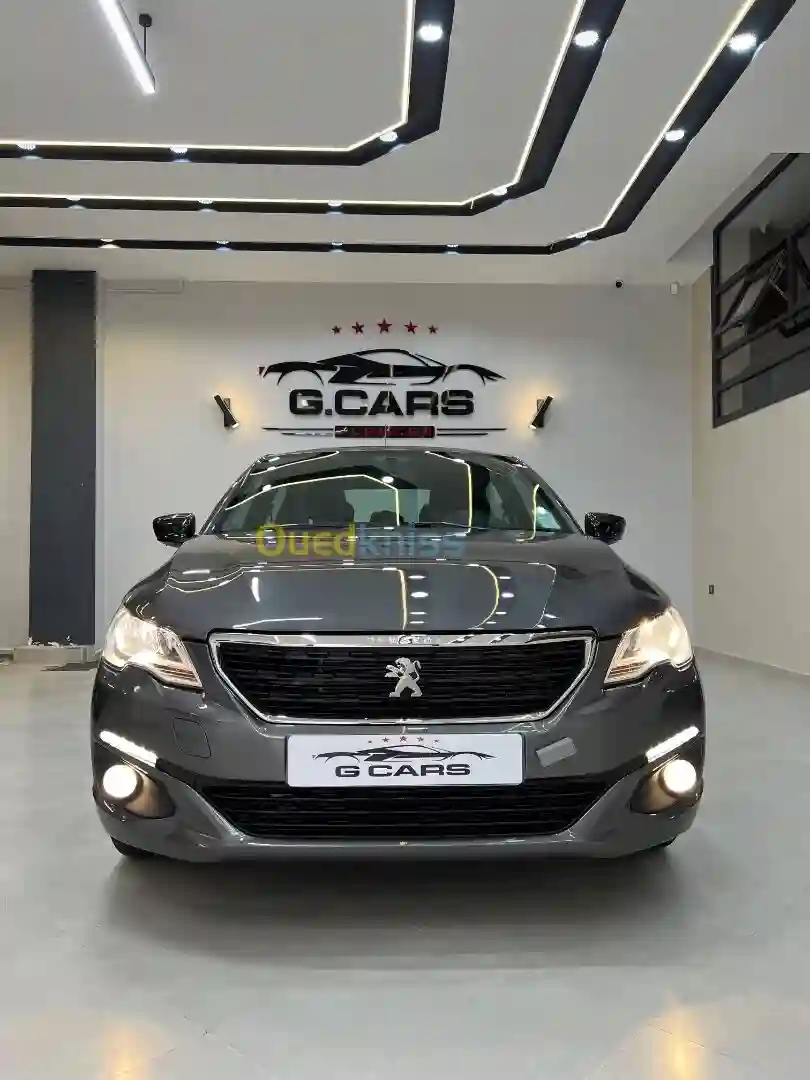 Peugeot 301 2022 Active - Vue 5