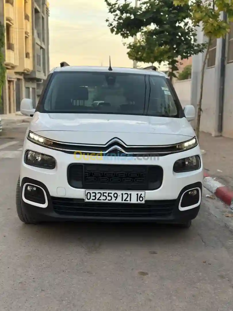 Citroen Berlingo 2021 Restylée - Vue 1