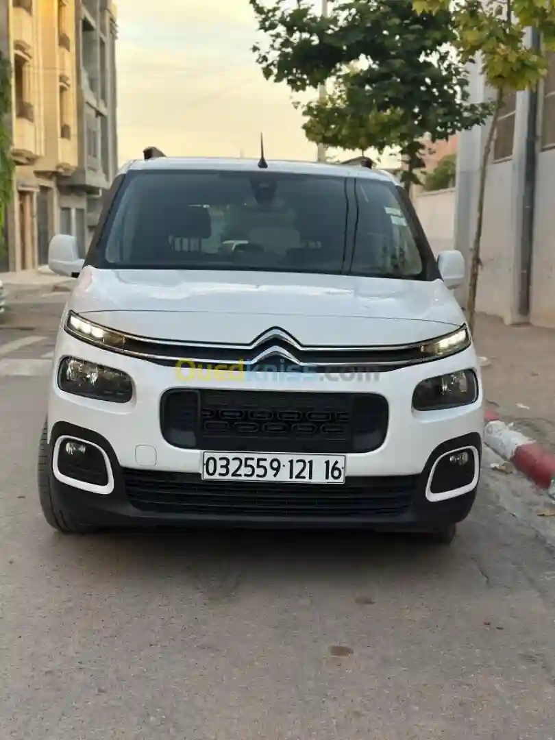Citroen Berlingo 2021 Restylée - Vue 5