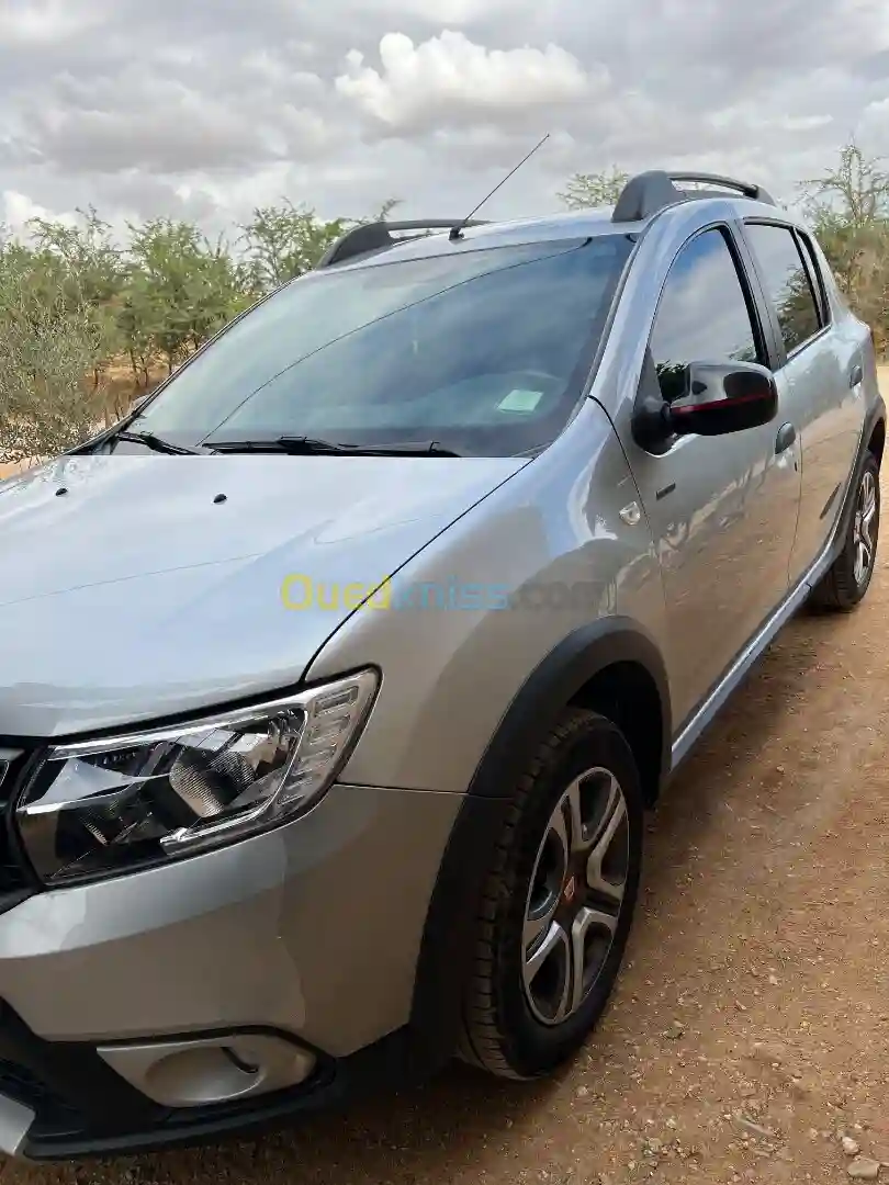 Dacia Sandero 2021 Privilage - Vue 3