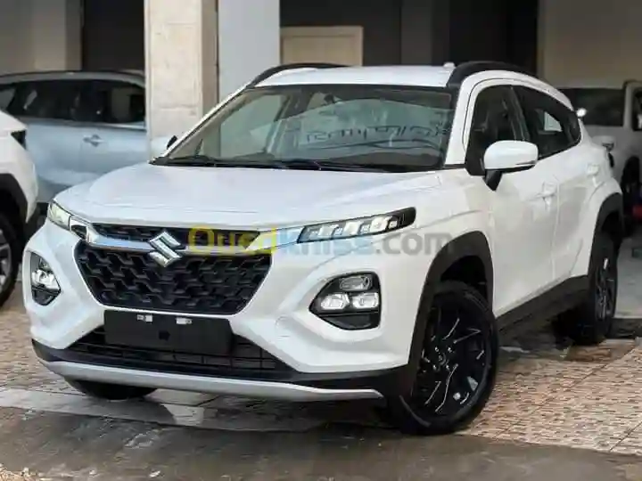 Suzuki Fronks 2024 - Vue 1