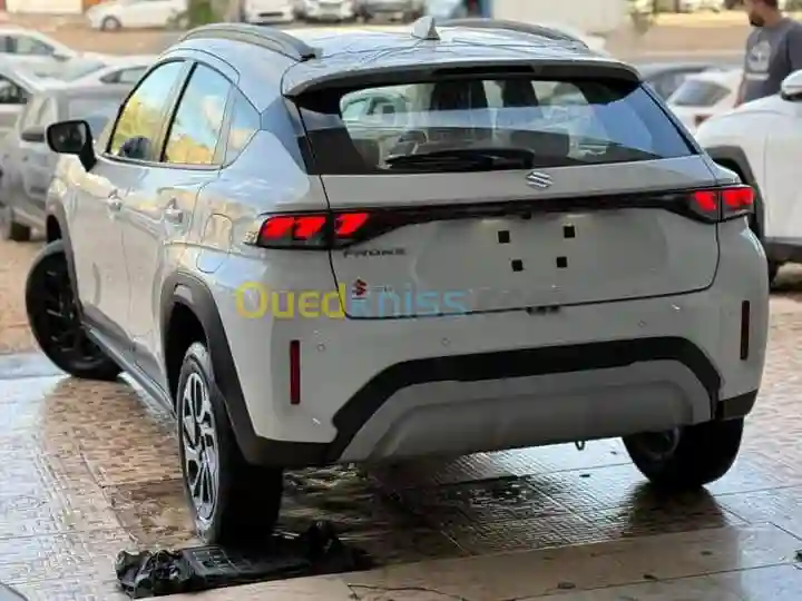 Suzuki Fronks 2024 - Vue 3