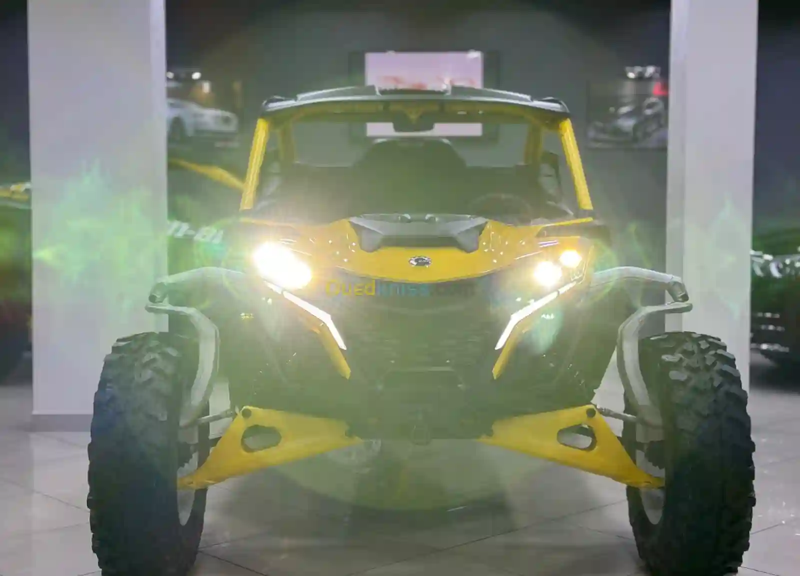 Can Am Maverick R 240cv Smart-shox 2024 - Vue 1