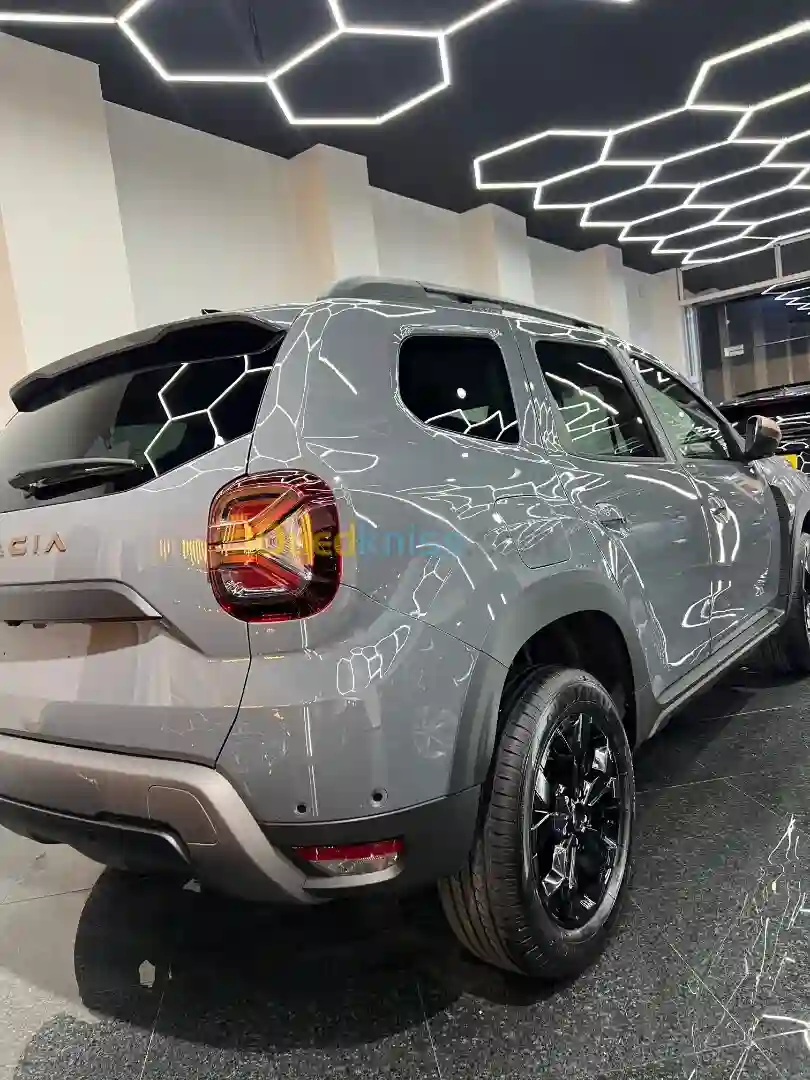 Dacia Duster 2024 Gold0