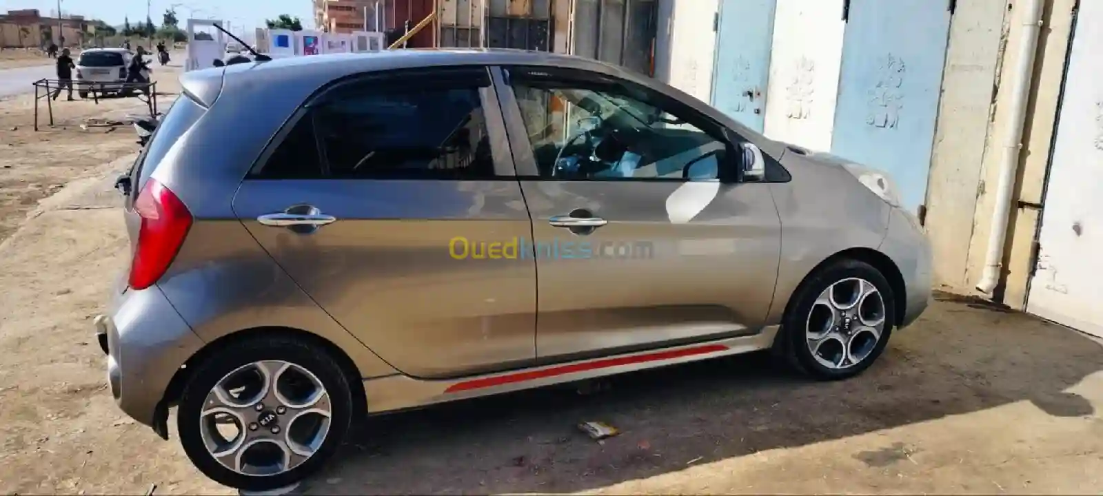 Kia Picanto 2016 Sportline - Vue 4