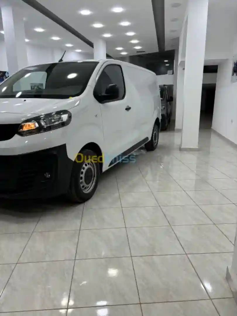 Fiat Scudo 2023 - Vue 5