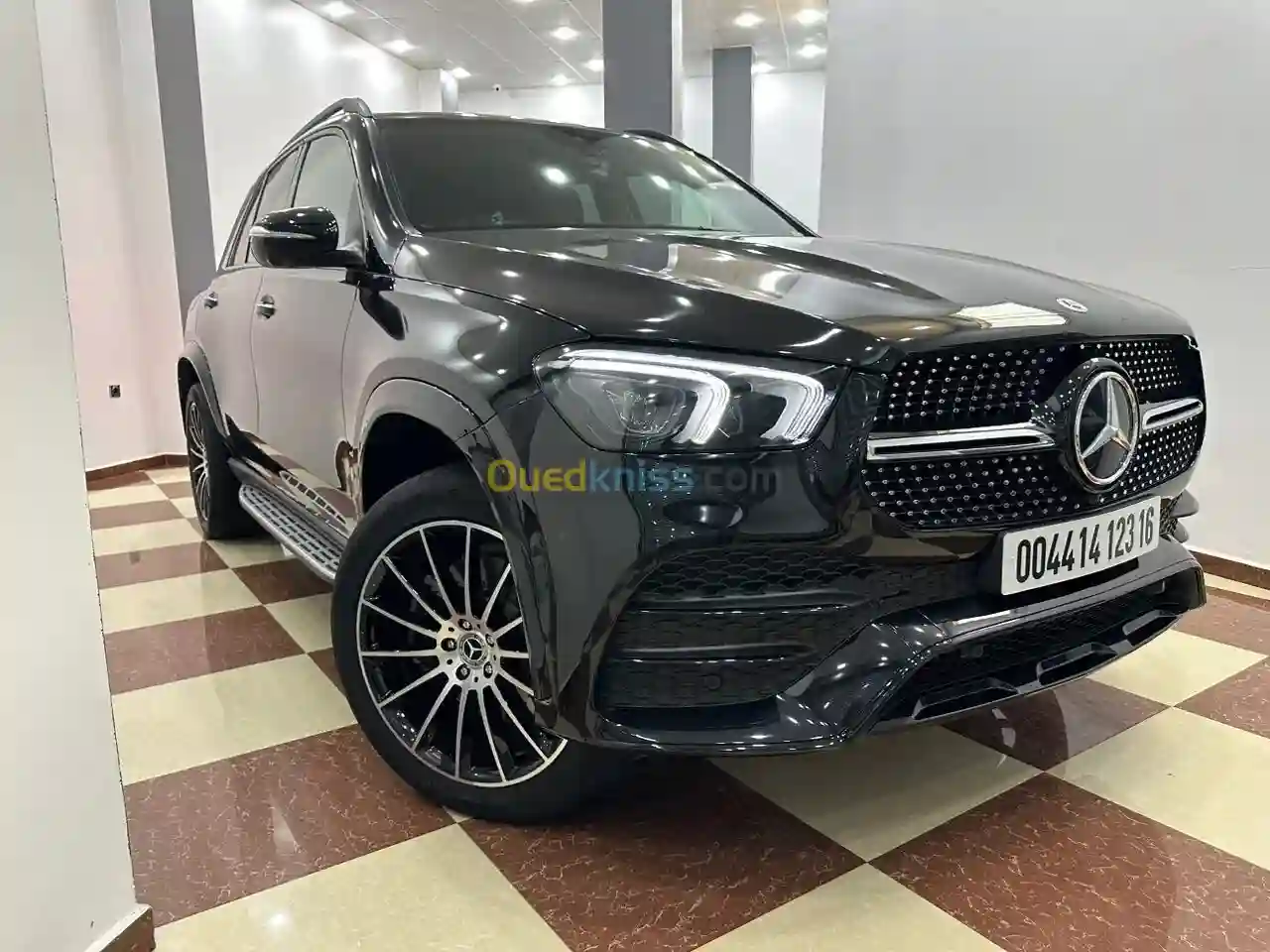 Mercedes Gle 2023 300d 7places - Vue 2
