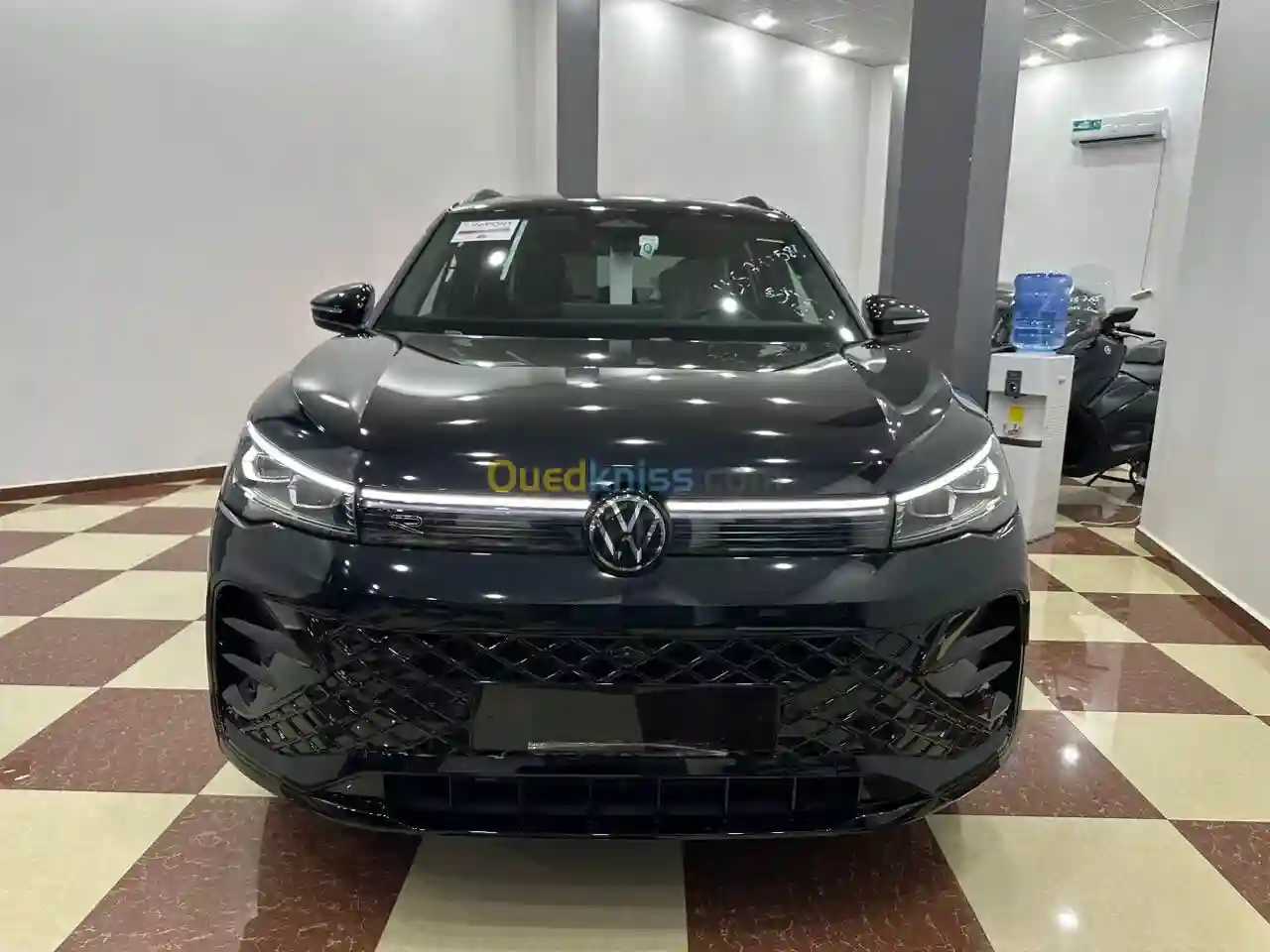 Volkswagen Tiguan 2024 Rline - Vue 7
