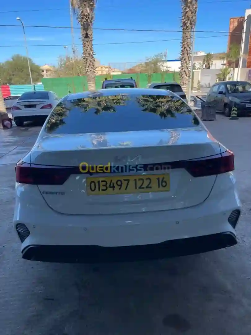 Kia Cerato 2022 Cerato - Vue 1