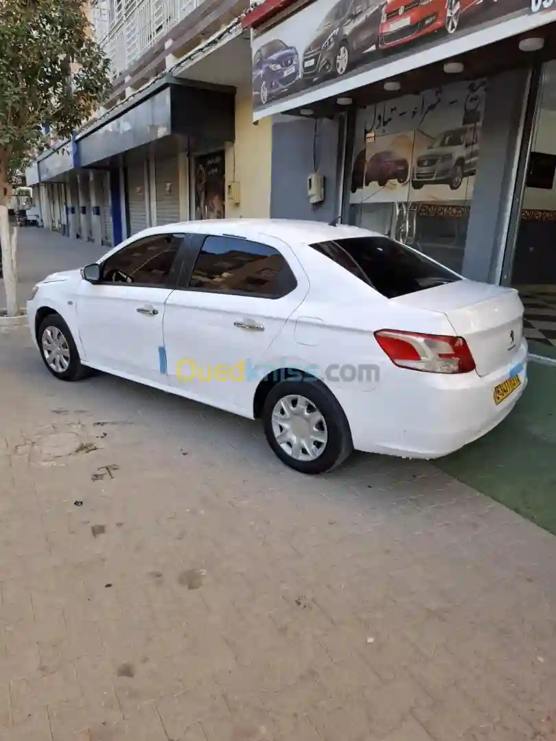 Peugeot 301 2013 301 - Vue 2