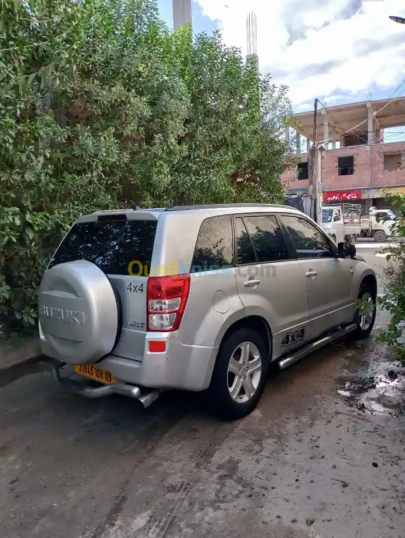 Suzuki Grand Vitara 2008 44 - Vue 3