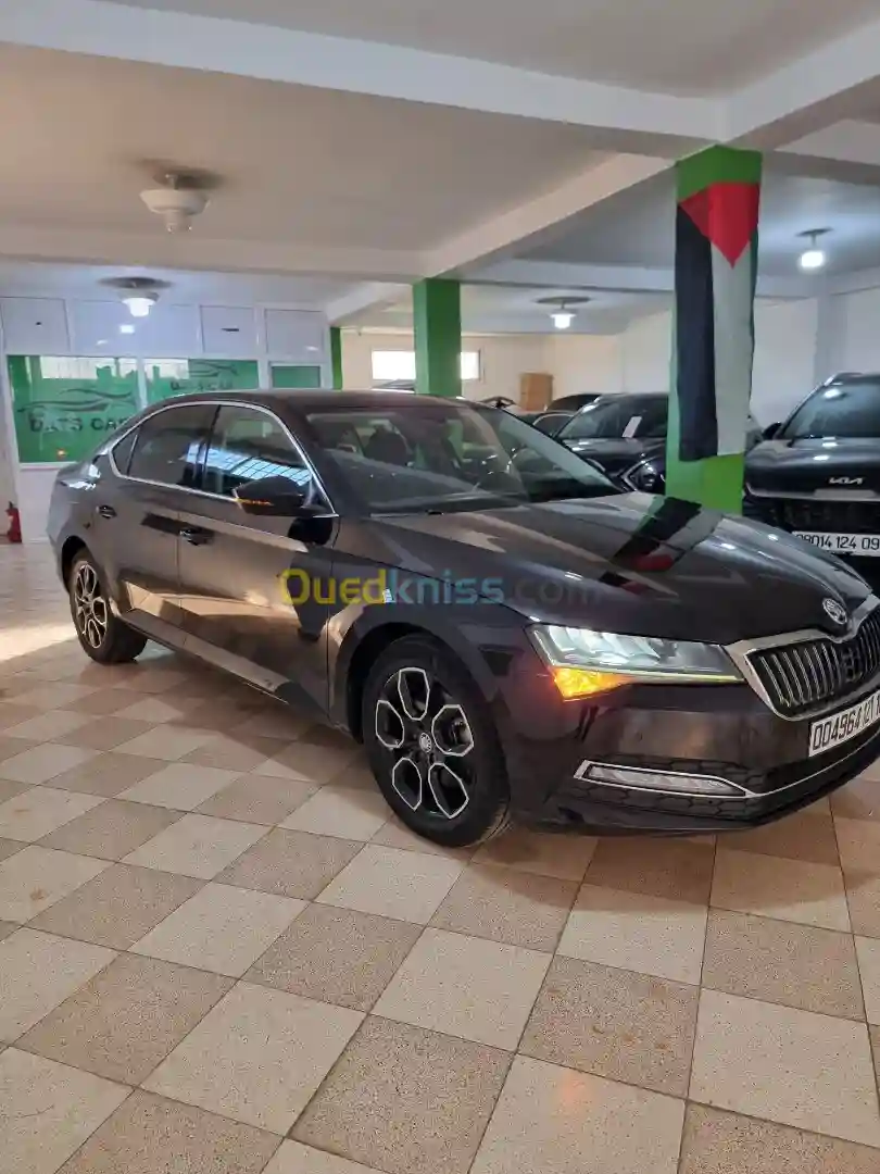 Skoda Superb 2021 Superb - Vue 4