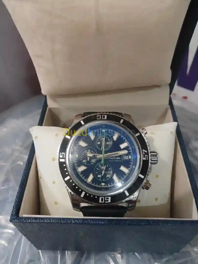Montre Breitling Superocean - Vue 2