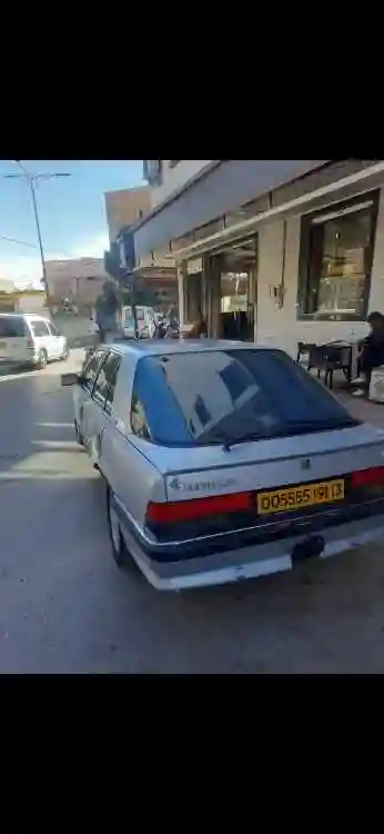Renault - Vue 4