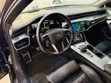 Audi A6 2023 S Line - Vue 4