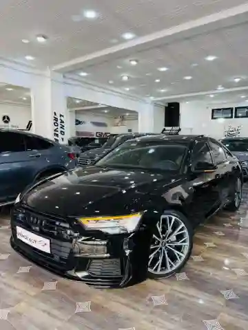 Audi A6 2023 S Line - Vue 5