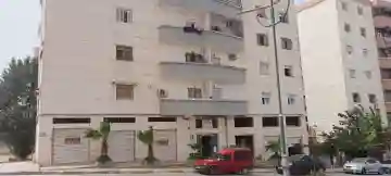 Vente Local Mostaganem Mostaganem - Vue 3