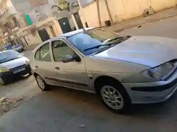 Renault Megane 1 1997 Megane 1 - Vue 1