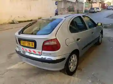 Renault Megane 1 1997 Megane 1 - Vue 3