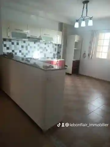 Location Niveau De Villa F3 Alger Birkhadem - Vue 3
