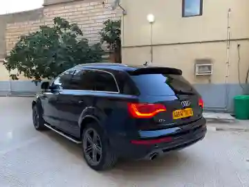 Audi Q7 2011 S-line - Vue 12