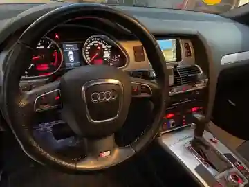 Audi Q7 2011 S-line - Vue 16