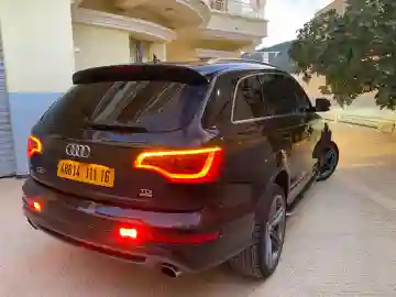 Audi Q7 2011 S-line - Vue 17