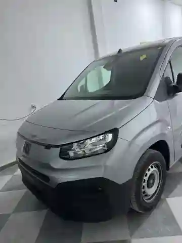 Fiat Doblo 2024 - Vue 3