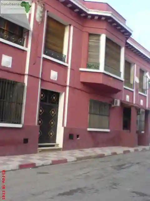 Belle Maison Coloniale a Vendre - Vue 1