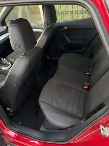 Seat Arona 2022 FR 10tsi 110cv Automatique 8800kms - Vue 4