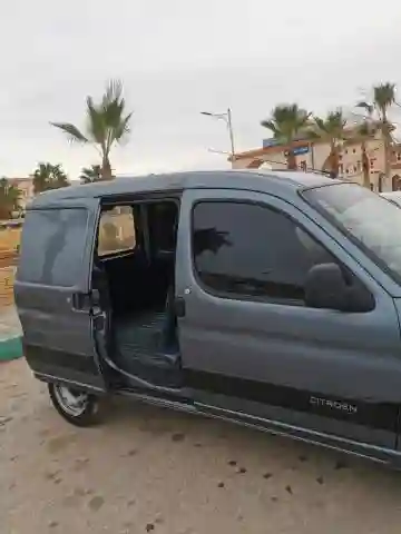 Citroen Berlingo 2011 Tolé Niveau 2 - Vue 4