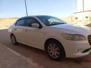 Peugeot 301 2014 Allure - Vue 5