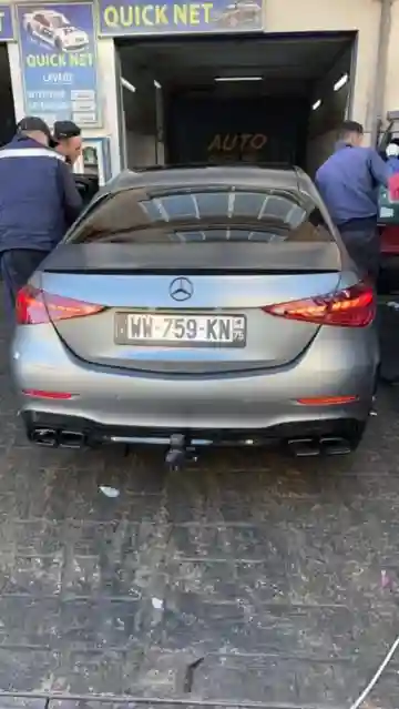 Mercedes Classe C 2022 220 AMG Line - Vue 10