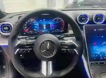 Mercedes Classe C 2022 220 AMG Line - Vue 9