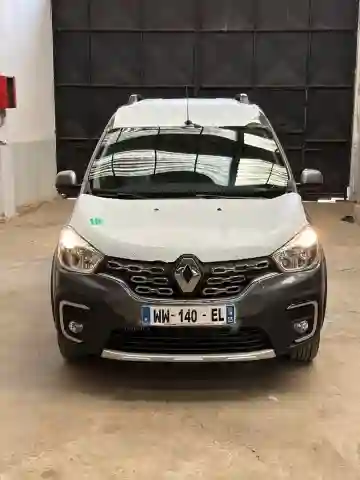 Renault Kangoo 2025 Stepway - Vue 1