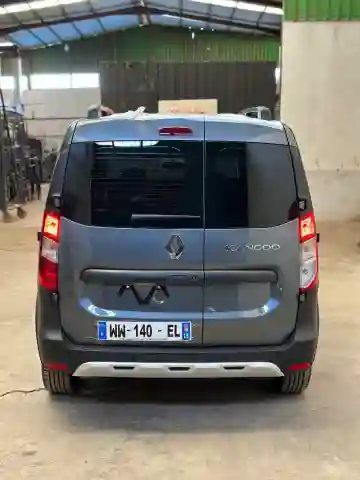 Renault Kangoo 2025 Stepway - Vue 11