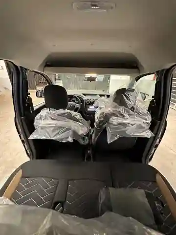 Renault Kangoo 2025 Stepway - Vue 12
