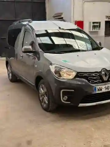 Renault Kangoo 2025 Stepway - Vue 19