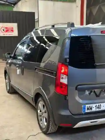 Renault Kangoo 2025 Stepway - Vue 6