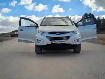 Hyundai Tucson 2011 Tucson - Vue 10
