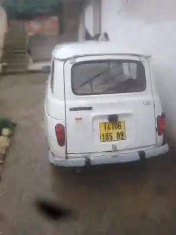 Renault R4 1985 - Vue 1