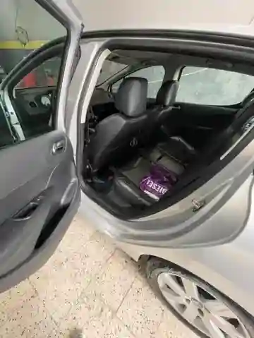 Peugeot 308 2012 308 - Vue 10