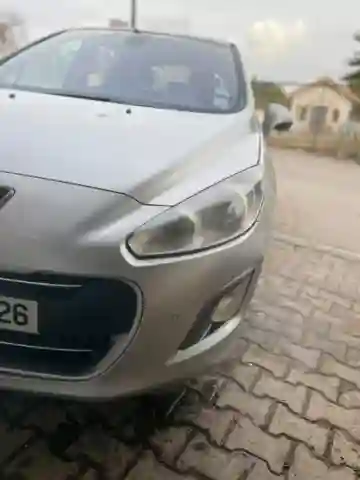 Peugeot 308 2012 308 - Vue 12
