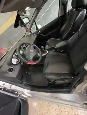 Peugeot 308 2012 308 - Vue 15