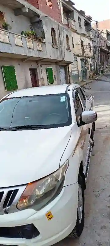 Mitsubishi L200 2019 L200 - Vue 4