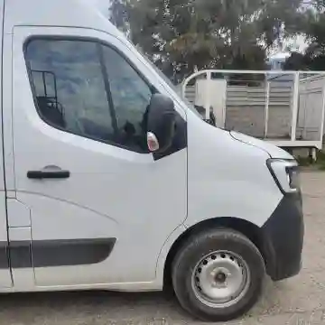 Renault Master 2 Pano صافي 2024 - Vue 4