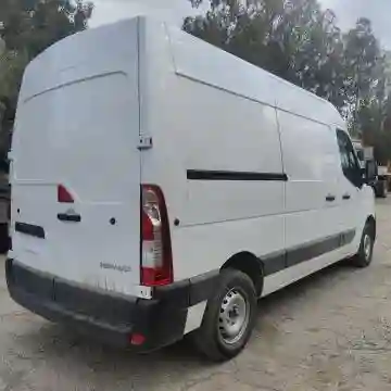 Renault Master 2 Pano صافي 2024 - Vue 5